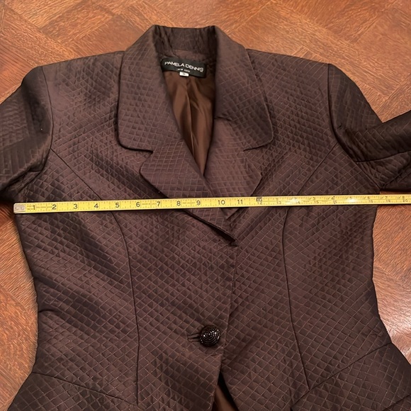 Pamela Dennis Quilted Silk Blazer Chocolate Brown Beaded Buttons Size 6 USA - Picture 11 of 14